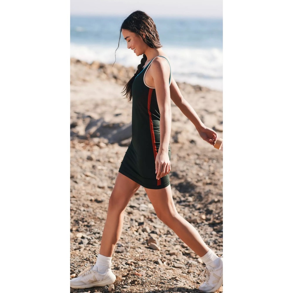 Anhropologie The Upside Mirage Nara Mini Dress size L Padded Bodycon Sporty